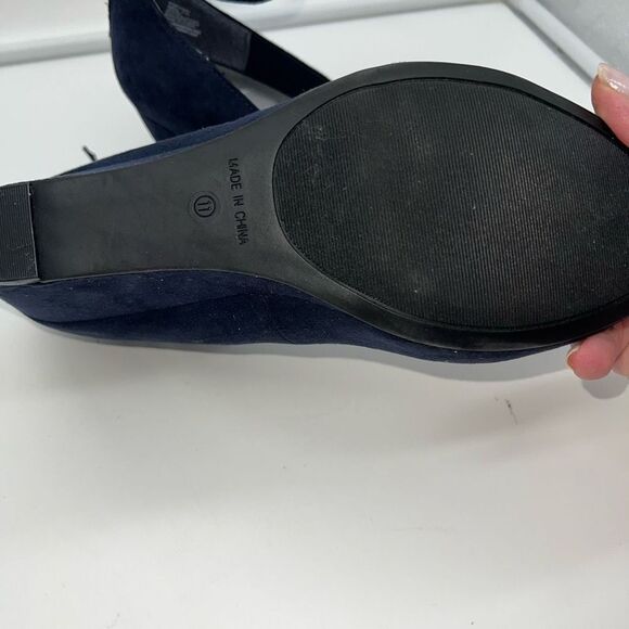 It’s OK Ankle Strap Deep Navy Blue Suede Wedge Heel Shoes‎ - Picture 4 of 10